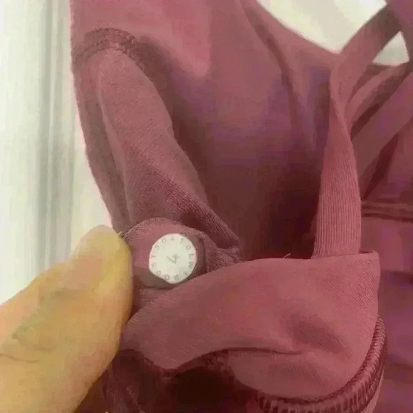 Lululemon Moment To Movement 2-In-1 Tank
Heathered Misty Merlot / Misty Merlot - Picture 10 of 10